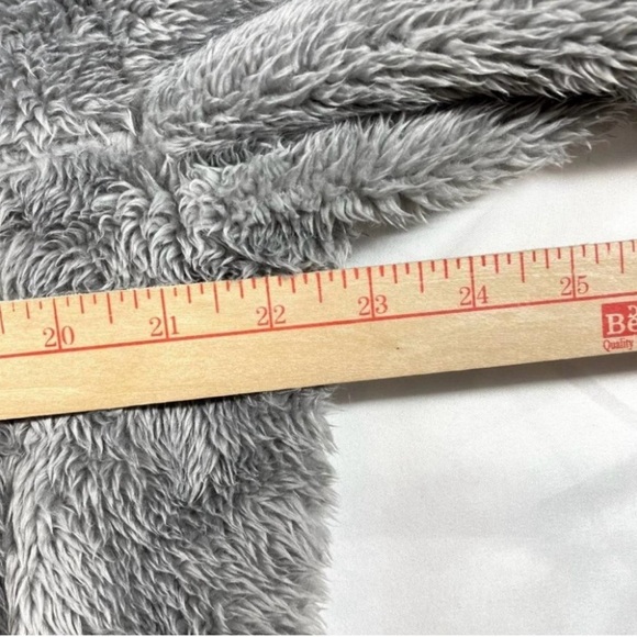 Varley NWT Griffin Duray Faux Shearling Pullover Size L Women's Long Sleeve - Picture 10 of 12